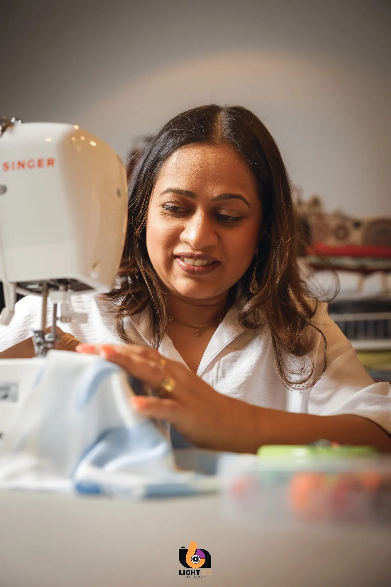 Pants hemming (Lahkeiden lyhennys) at Double Stitch by Sumu in Helsinki